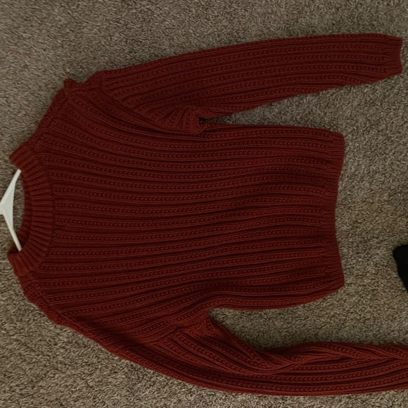 Dark Red/maroon knitted sweater - Picture 2 of 2